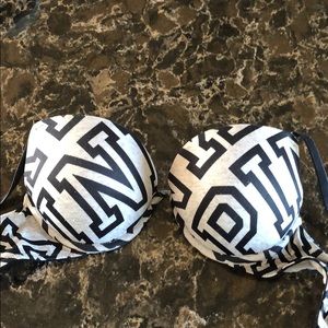 VS Pink Bra